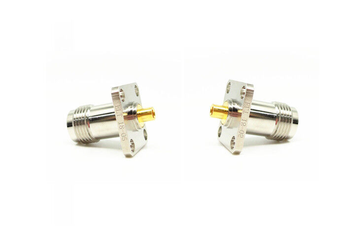 Konektor RF TNC Mount Flange Empat Lubang Female 50 Ohm 11GHz Untuk Gelombang Mikro